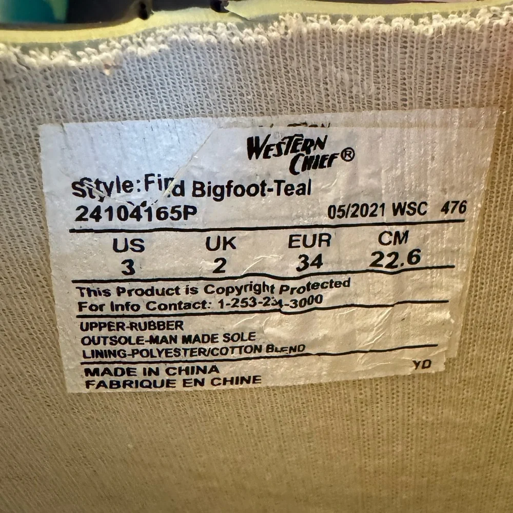 WESTERN CHIEF Find Bigfoot Kids Rainboots size 3
